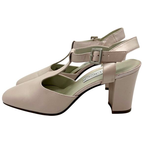 Vintage Calico Mary Jane Heels 8.5 NOS T-Strap Block Heel Nude Balletcore NOS - Picture 1 of 14